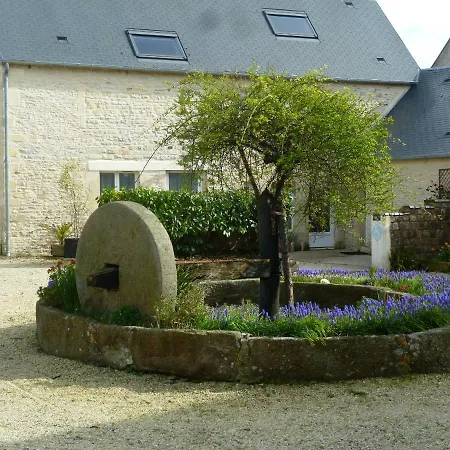 Couette-café Le Pressoir D'asnelles 4*