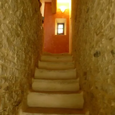 Le Pressoir D'asnelles Bed & Breakfast